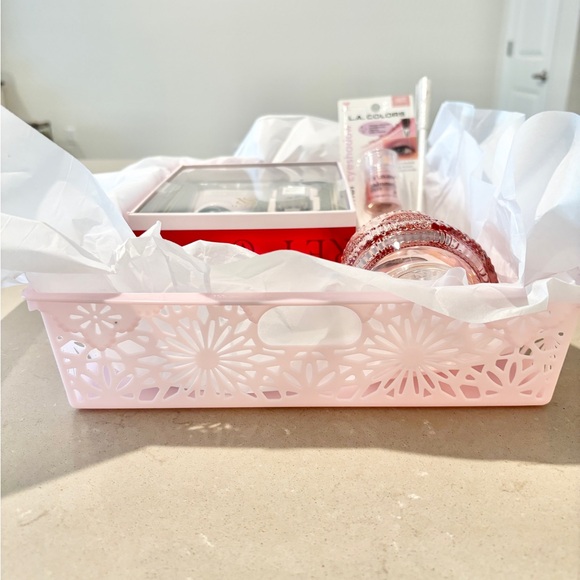 Pink Victoria’s Secret Tease Gift Set Self Care Bundle 12+ Pc Beauty Spa Box - Picture 2 of 6